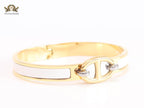 Alphabet H white sleek bracelet