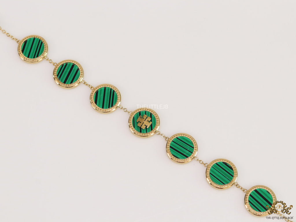 Gold plated chain bracelet with T motif on malachite green discs