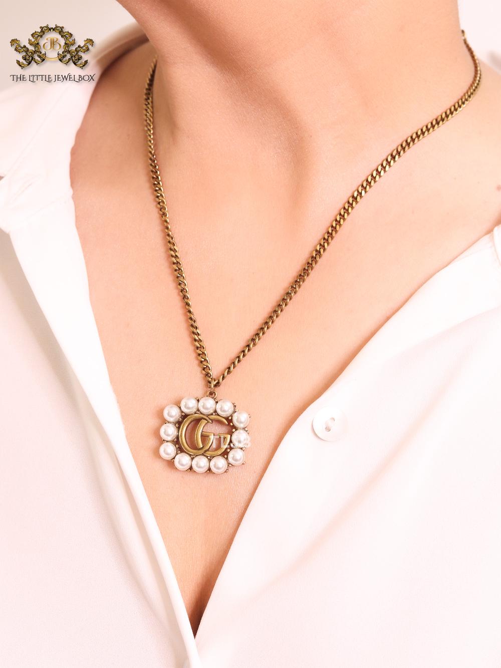 Rustic double g with pearls chain