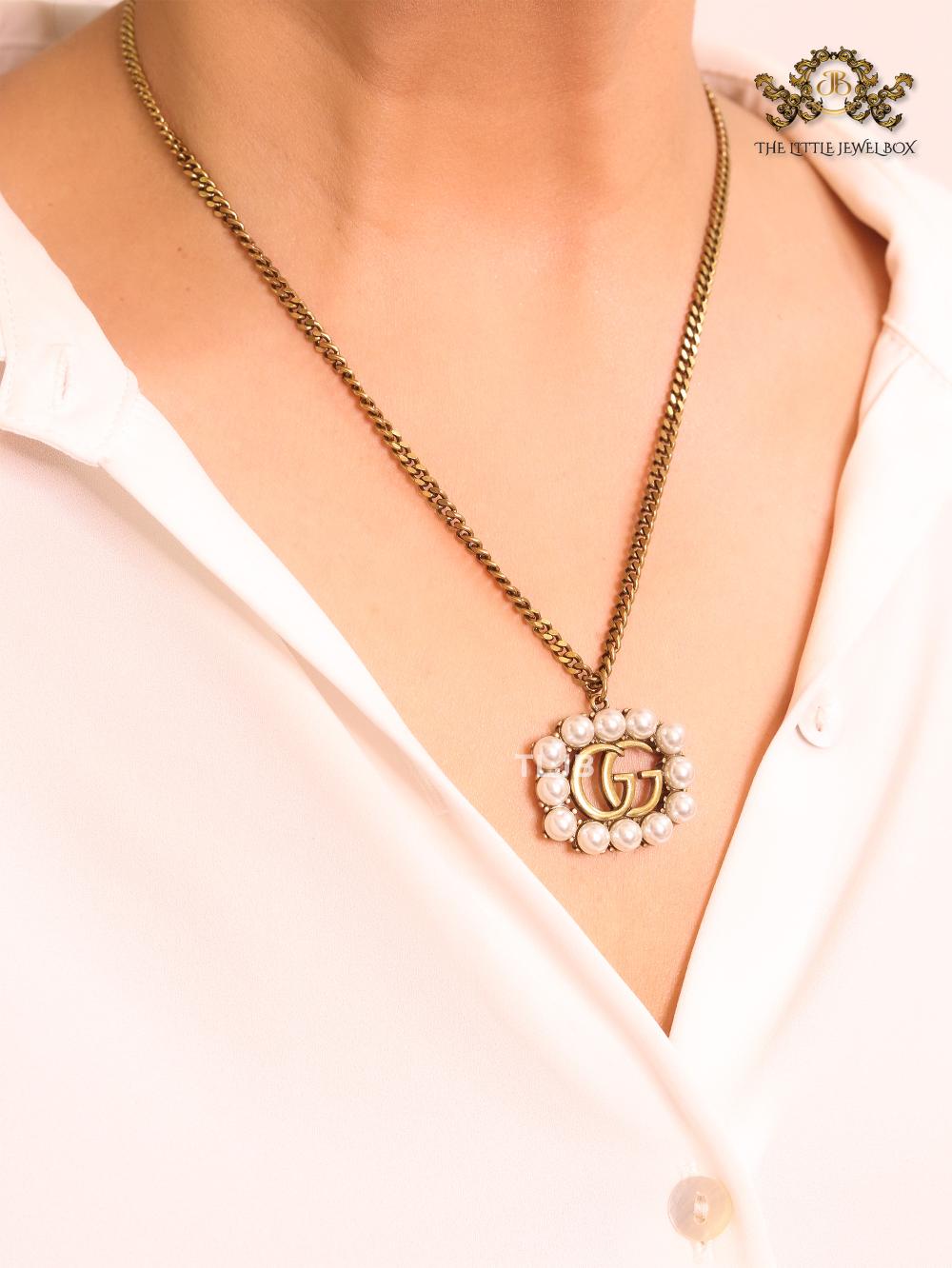 Rustic double g with pearls chain