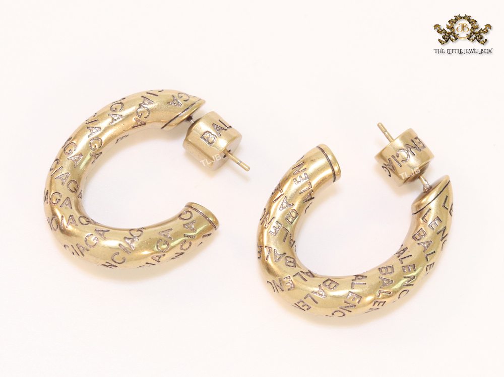Alphabet B small twisted hoops