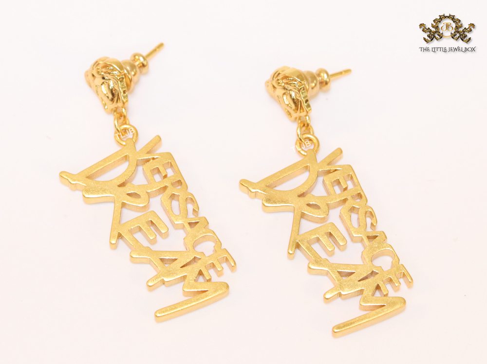 Medusa & alphabet Dream danglers plain