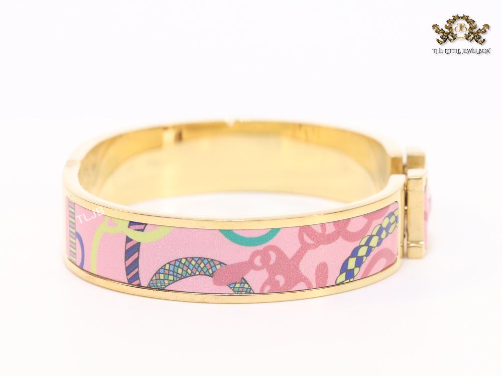 Alphabet H pink designed bracelet
