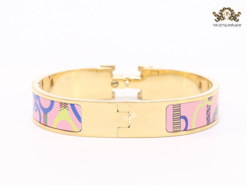 Alphabet H pink designed bracelet