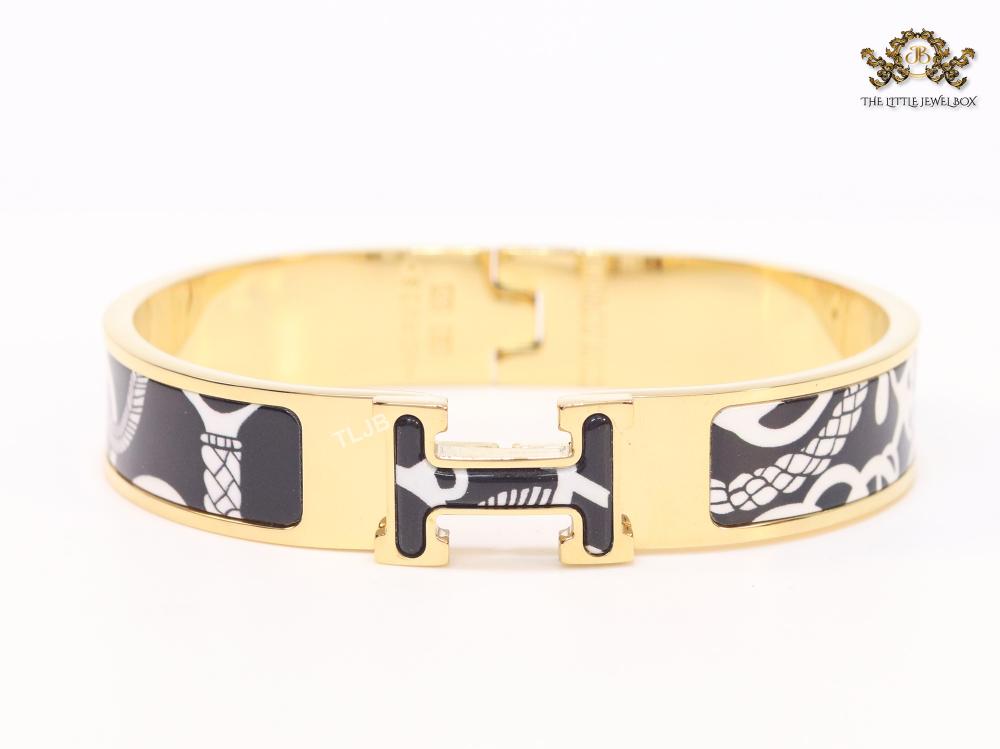 Alphabet H B&W bracelet