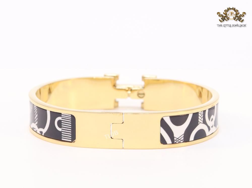 Alphabet H B&W bracelet