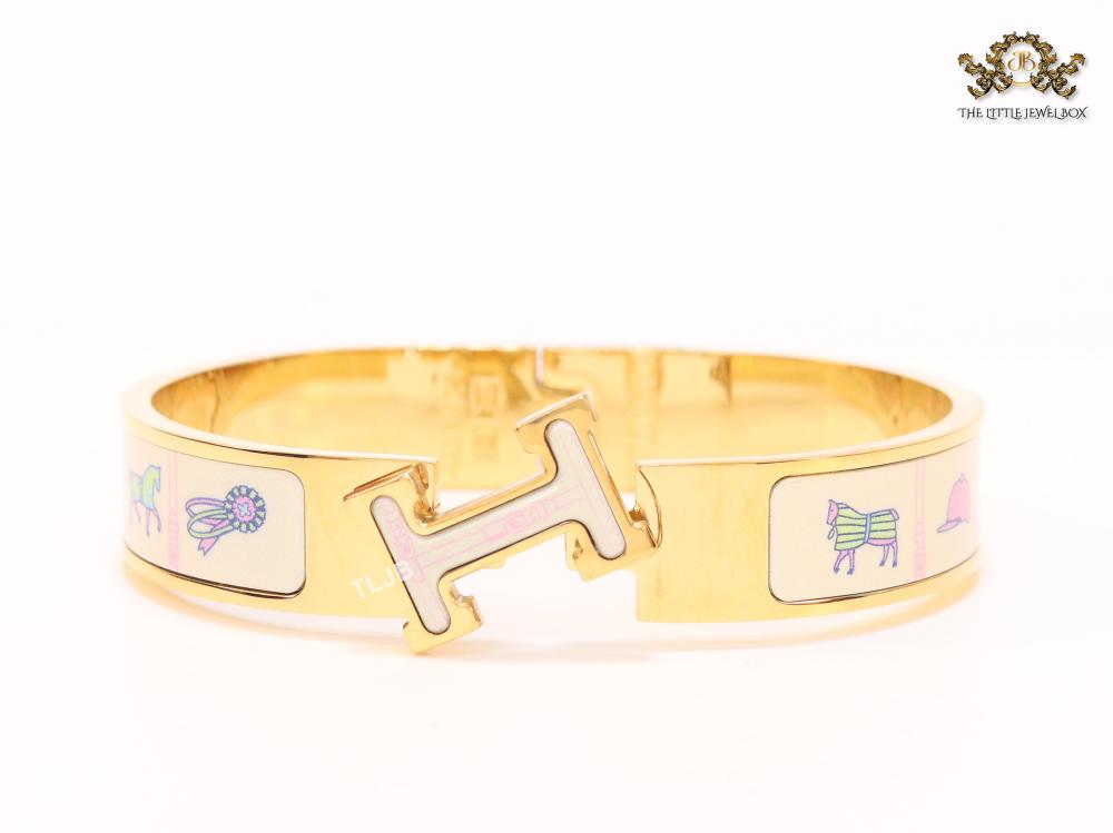 Alphabet H multi coloured bracelet