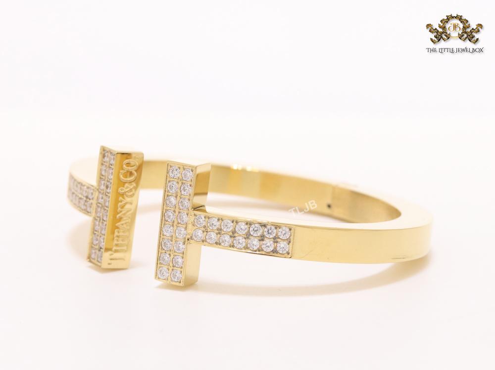 Alphabet T cz and gold bracelet