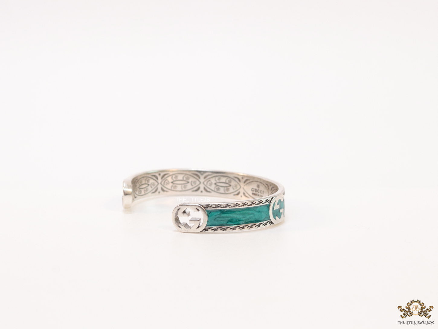 Twin G motif malachite green bracelet in matt gold finish