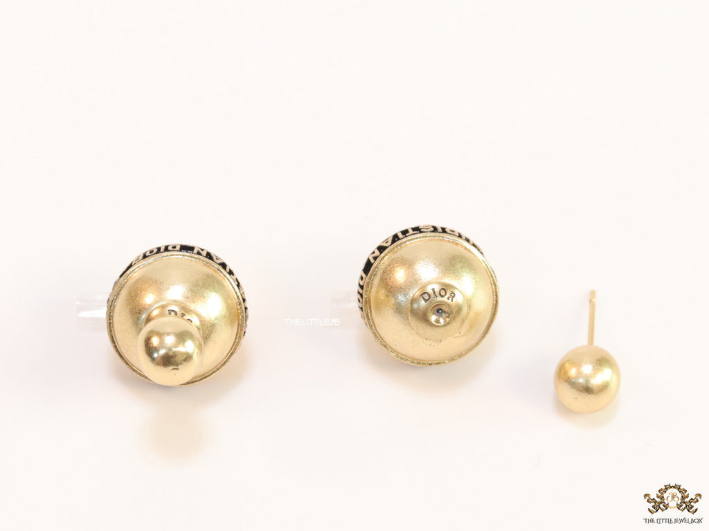 Gold plated lobe shape studs with alphabets