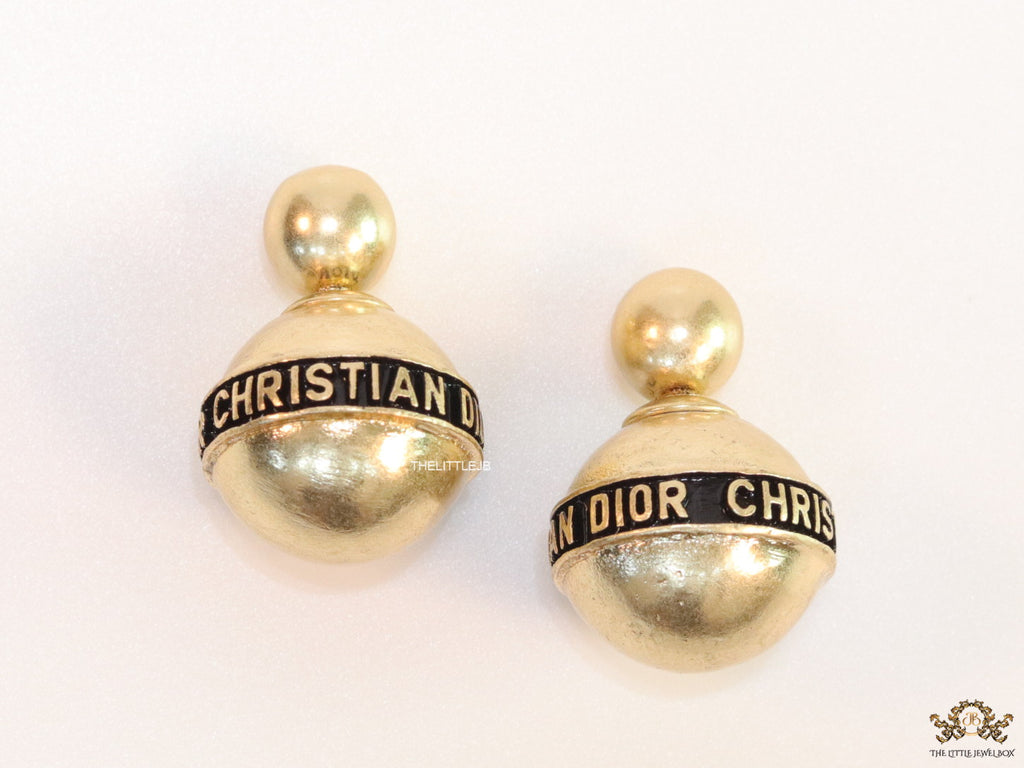 Gold plated lobe shape studs with alphabets
