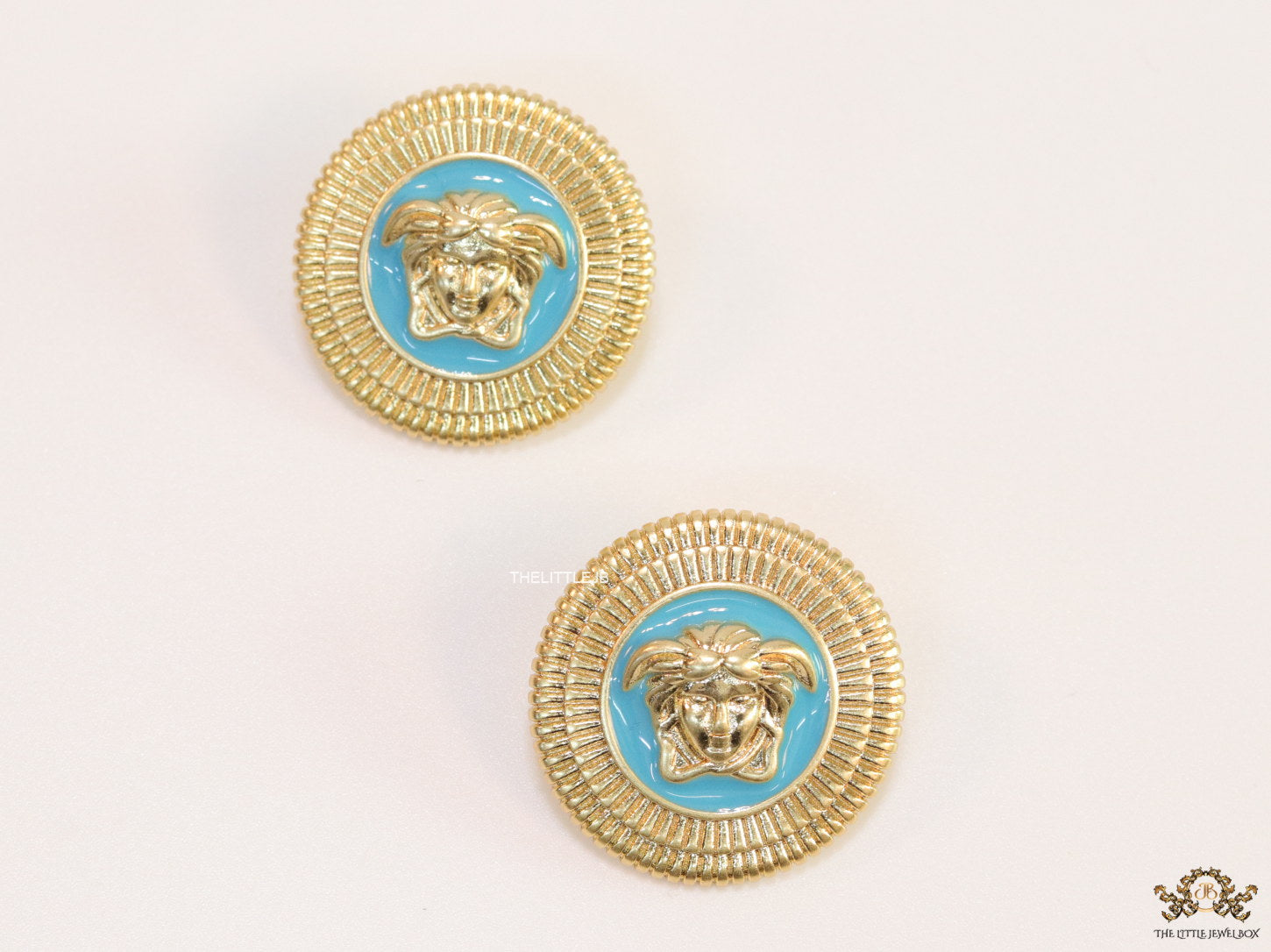 Blue and golden round Medusa stud earrings