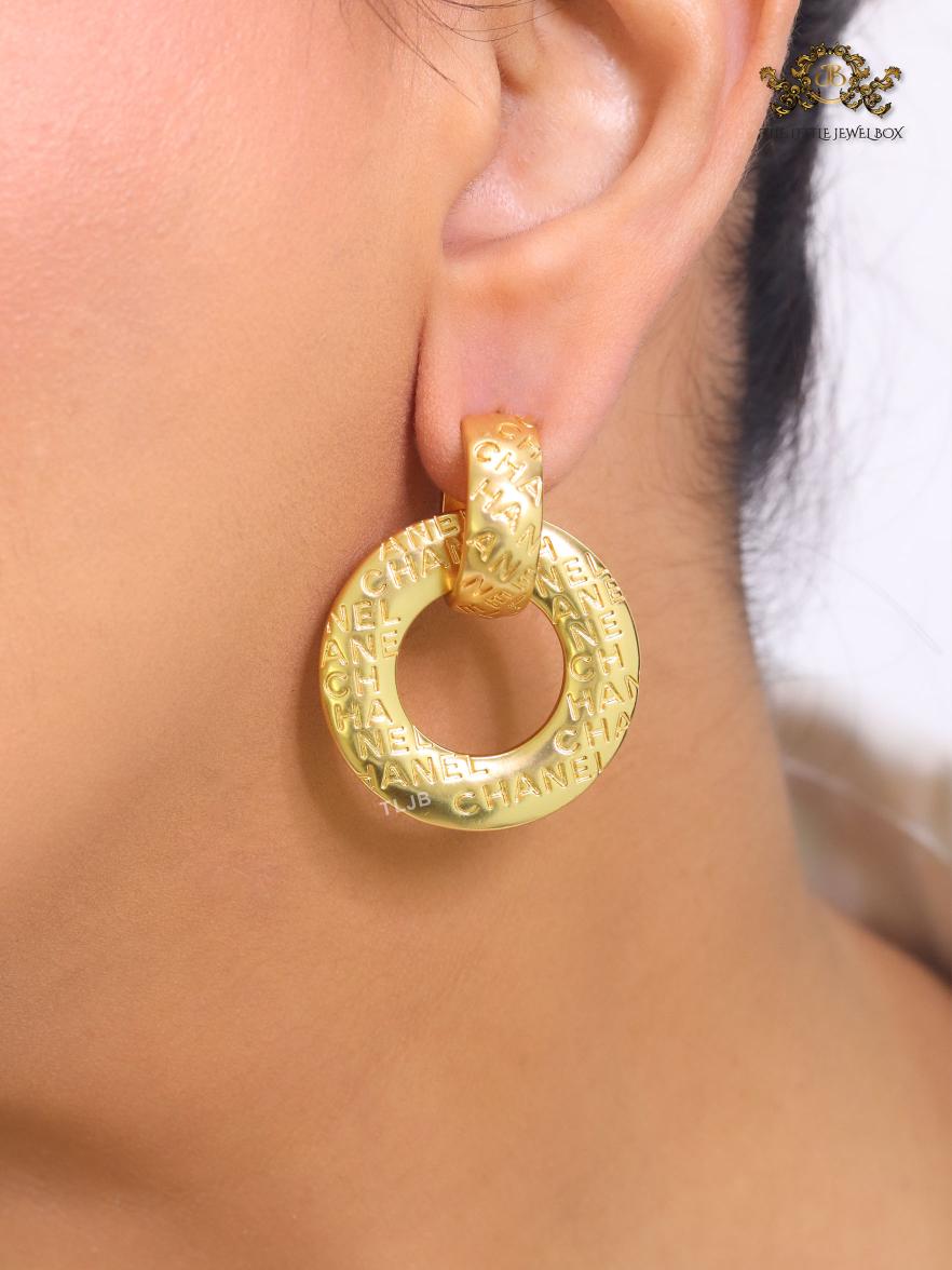 Detachable hoops