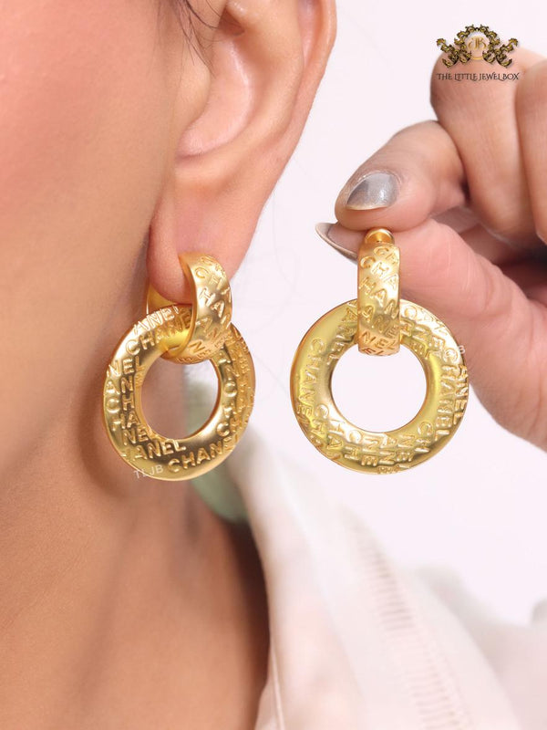 Detachable hoops