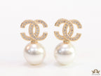 Twin C motif stud in gold and cz with pearl drop