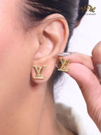 Alphabet L gold studs