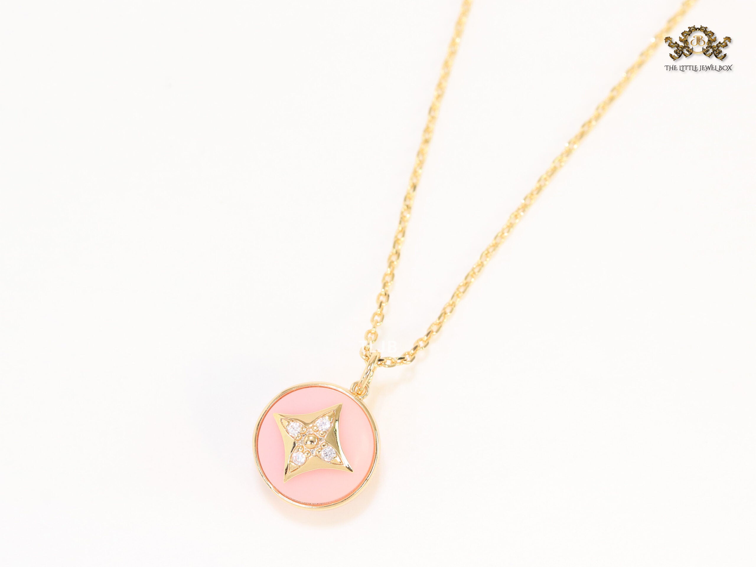 Pink clover with enamel chain