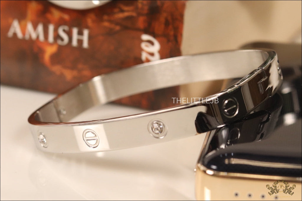 Men's Screw and zircon platinum finish bracelet rectangle shape