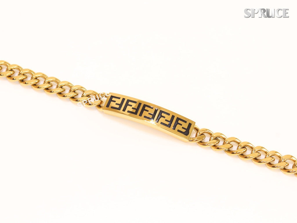 Alphabet F on plate gold link chain bracelet