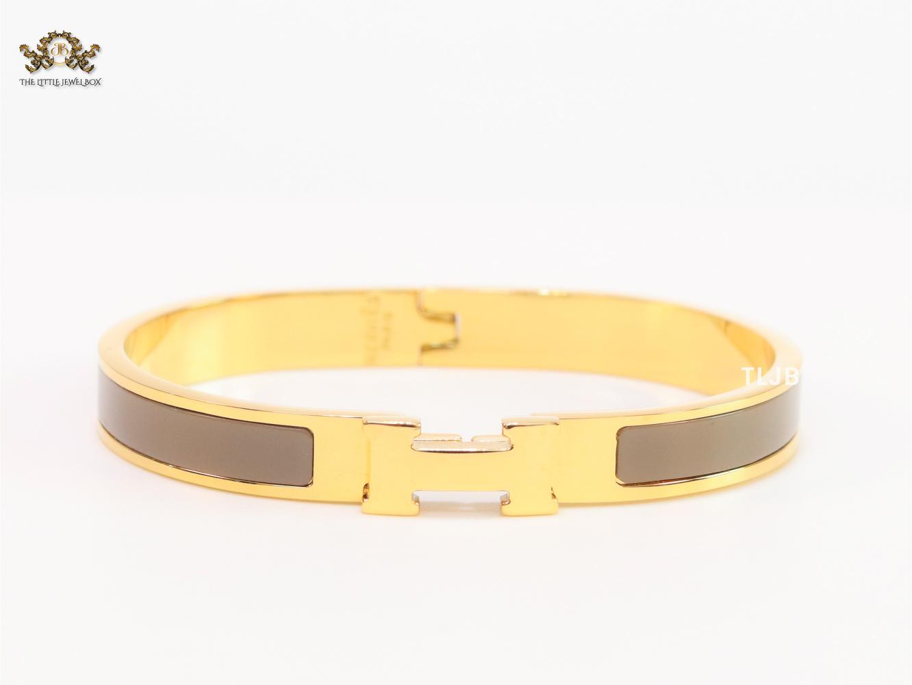 Alphabet H brown and matt gold bracelet