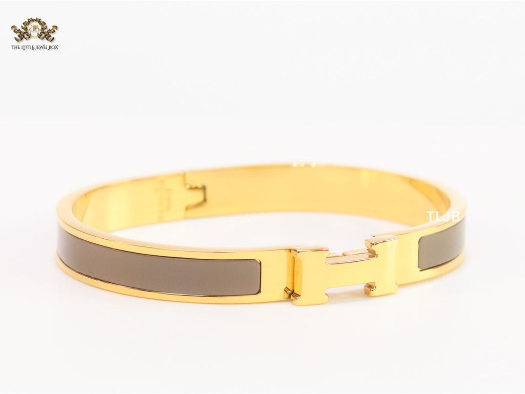 Alphabet H brown and matt gold bracelet