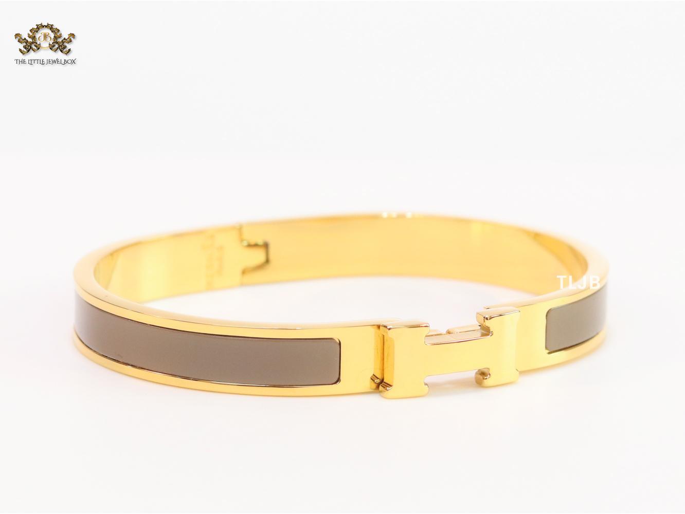 Alphabet H brown and matt gold bracelet