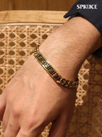 Alphabet F on plate gold link chain bracelet