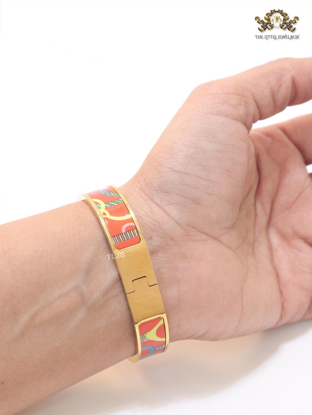 Alphabet H pastel red bracelet