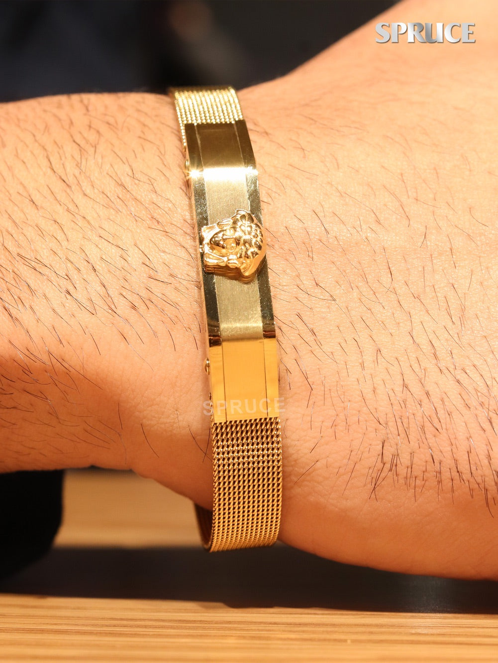 Medusa's mesh gold Bracelet