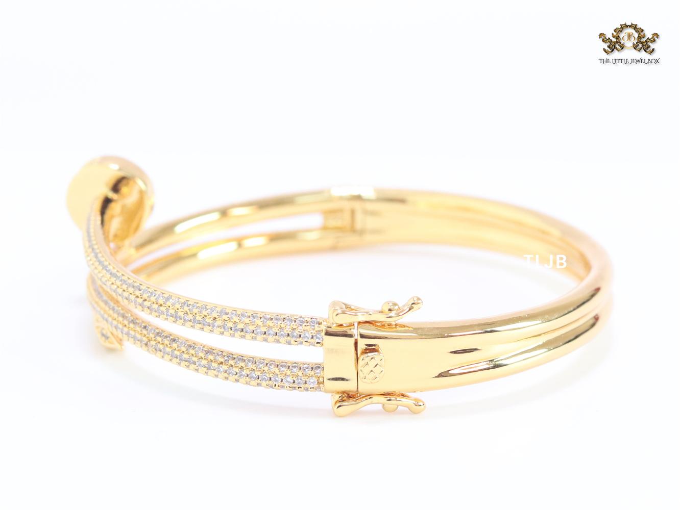 Gold & Cz nail openable bracelet