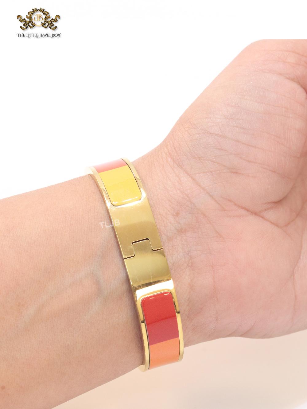 Alphabet H red and orange bracelet