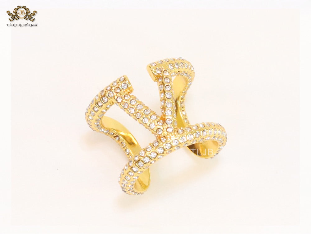 Large cz gold open alphabet V ring