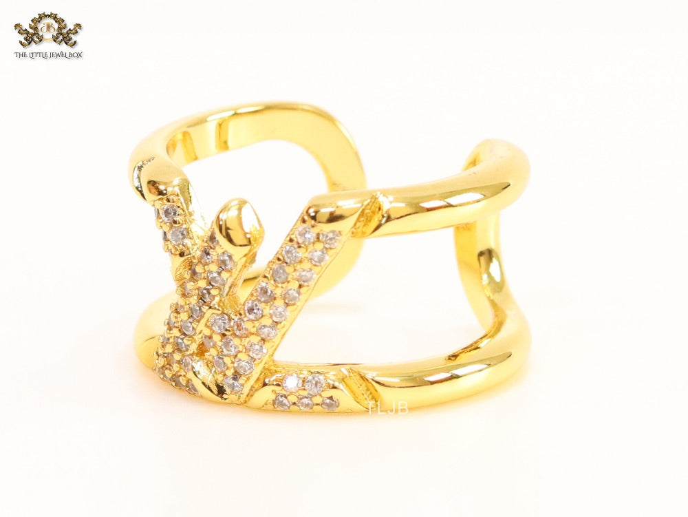 Large cz gold open alphabet L ring