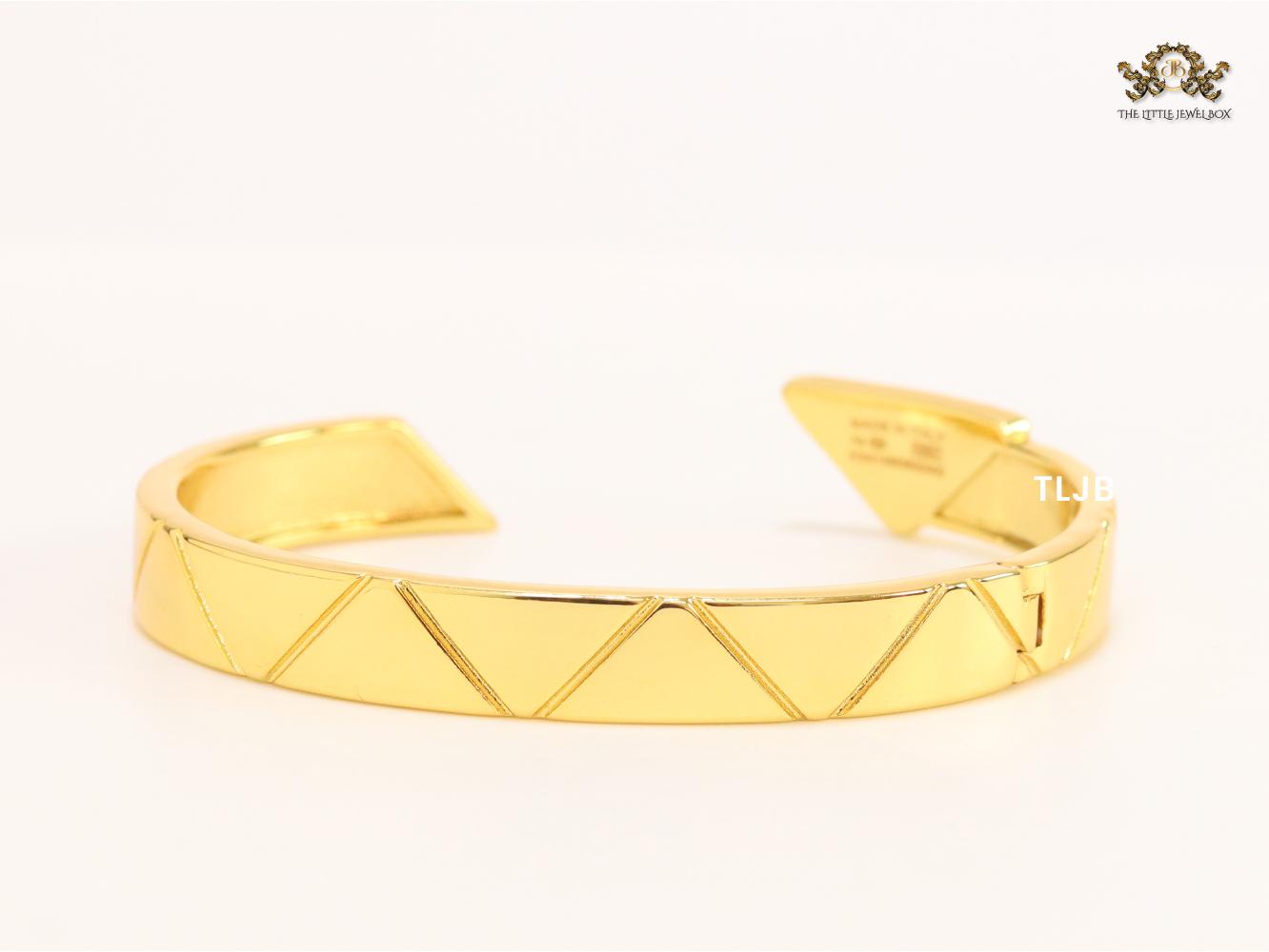 Alphabet P Cz and gold bracelet