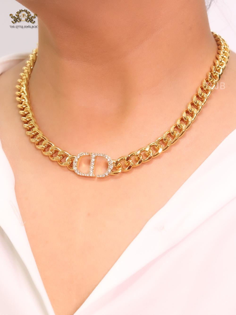 Alphabet CD cz pendant 15 mm with Link Chain
