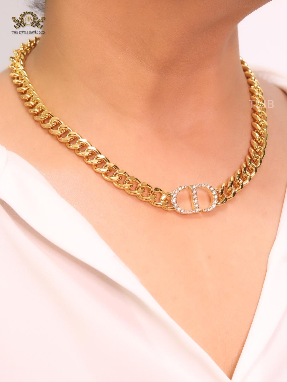 Alphabet CD cz pendant 15 mm with Link Chain