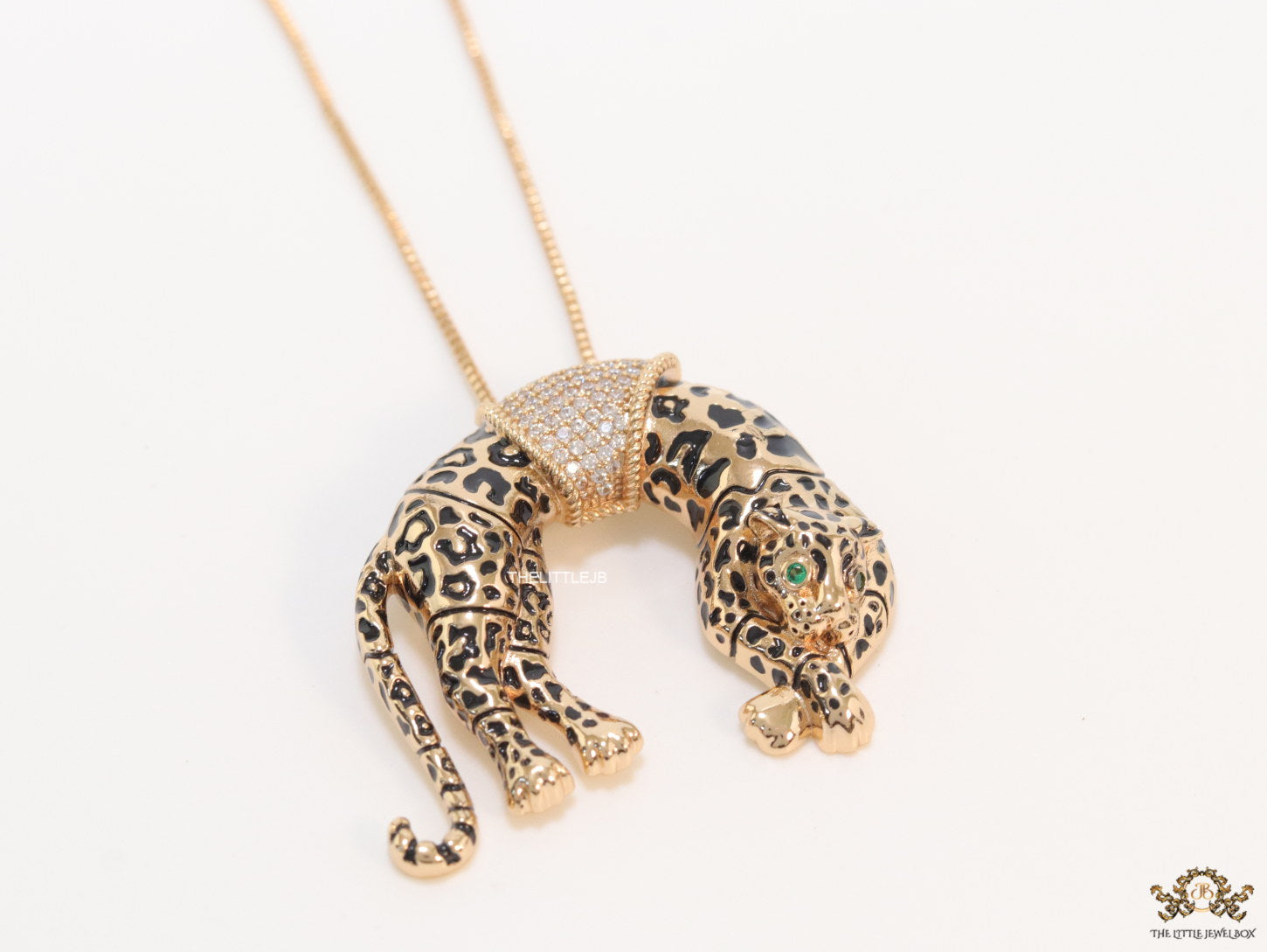 Antique rose  gold resting plated leopard pendant with cubic zirconia and rose golden chain