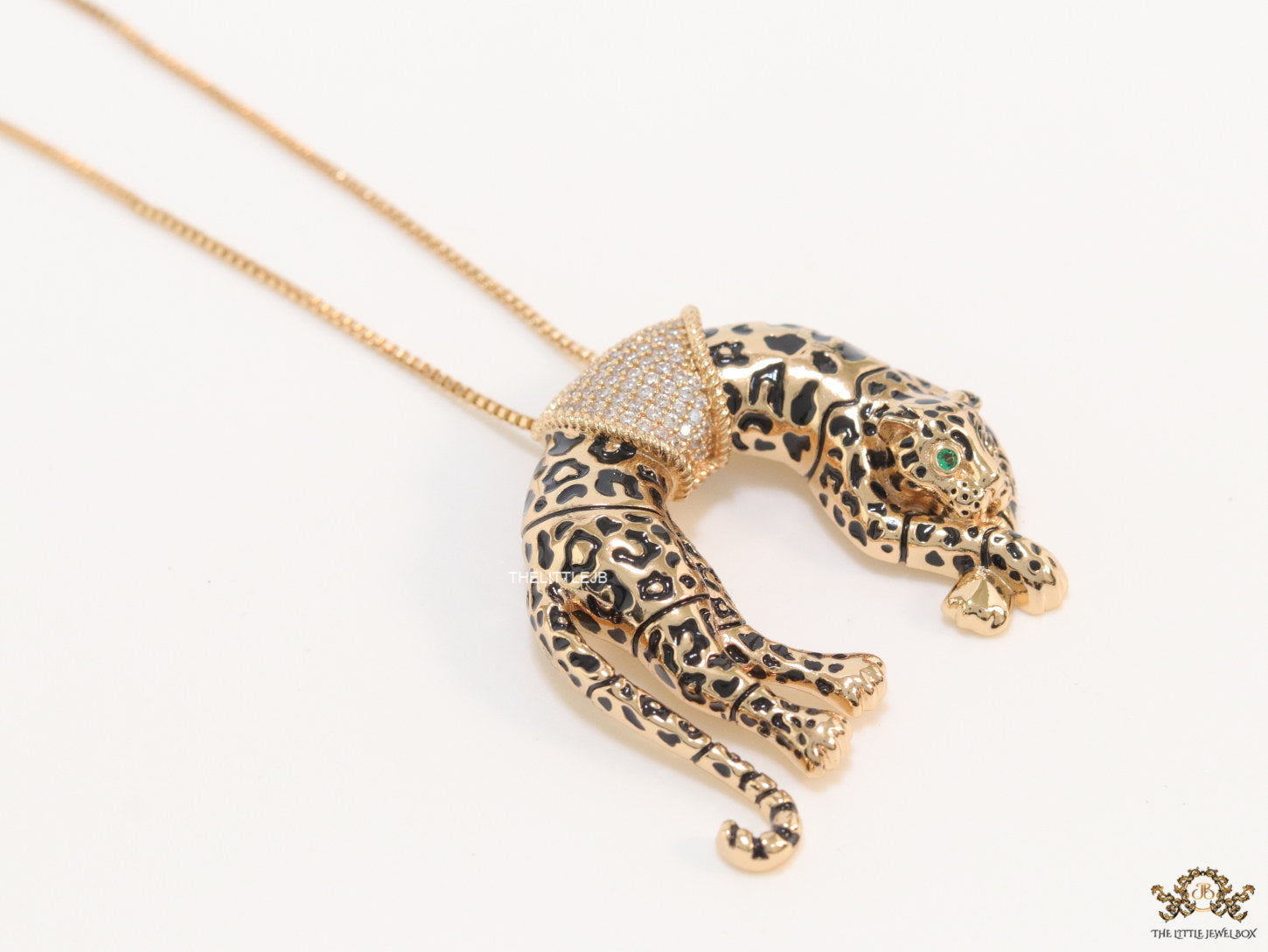 Antique rose  gold resting plated leopard pendant with cubic zirconia and rose golden chain