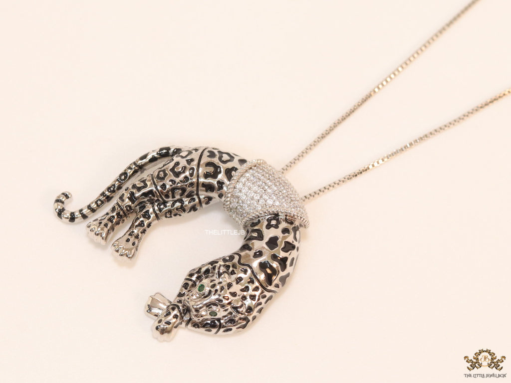 Platinum plated resting leopard pendant with cubic zirconia and Platinum chain