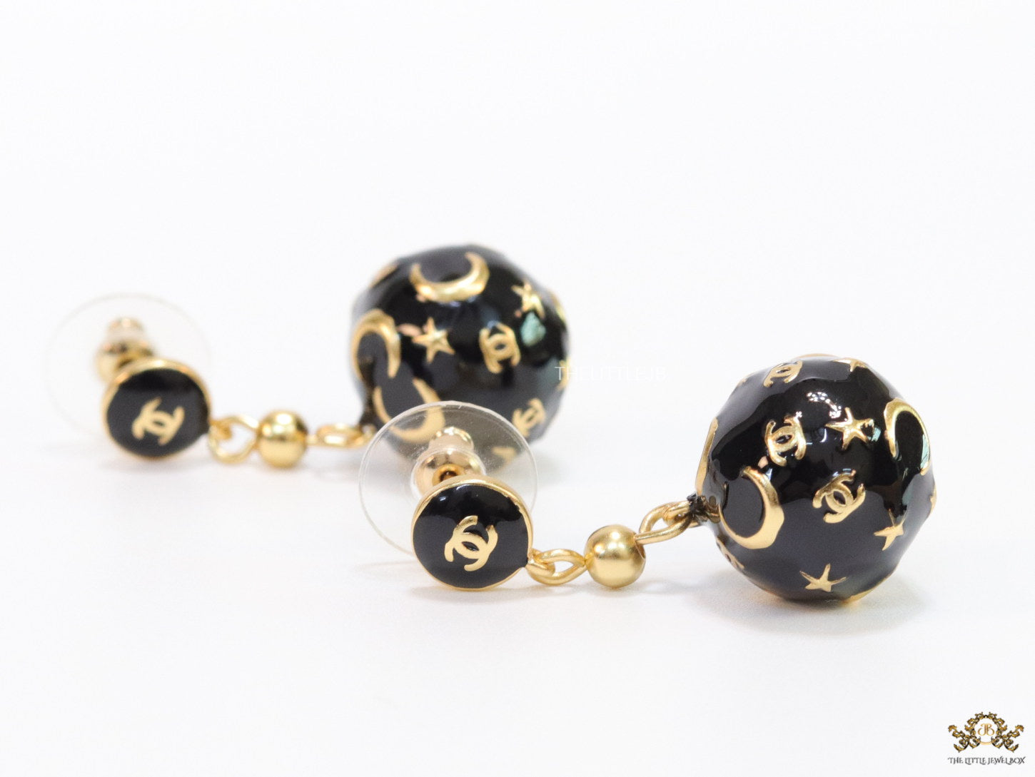 Black ball dangles with double C motifs