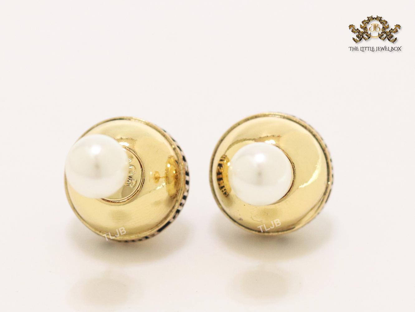 Alphabet CD white and gold bomber studs
