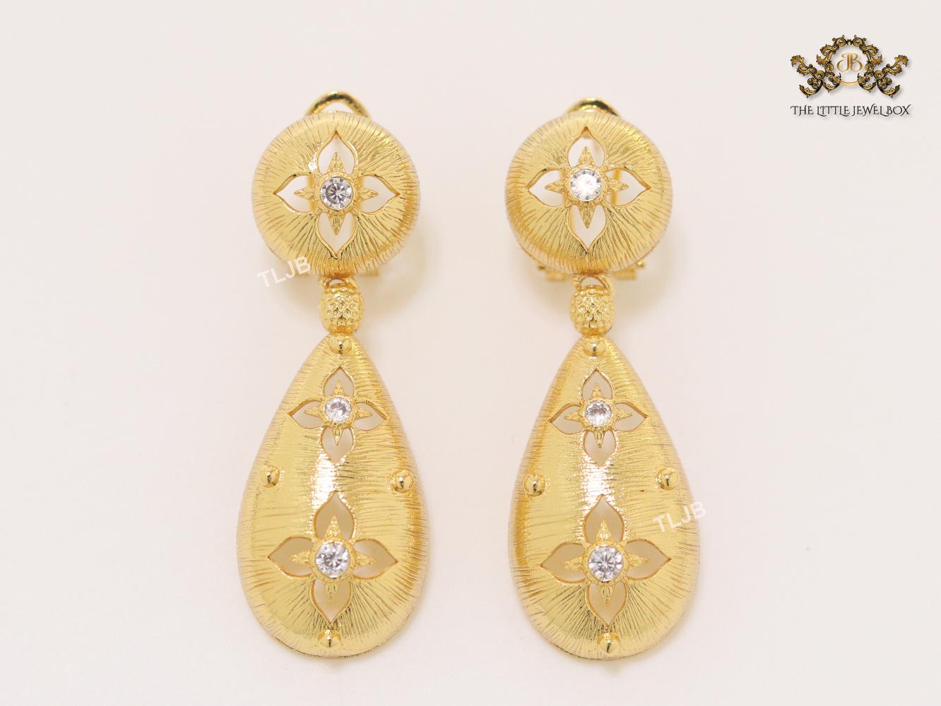 Clover gold dangles