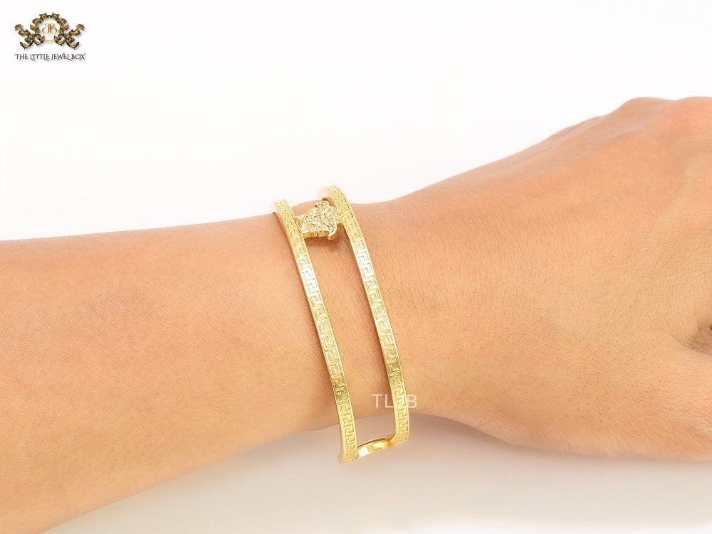 Medusa on gold bracelet