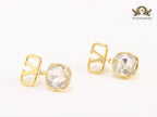 Alphabet open V and white stone earrings