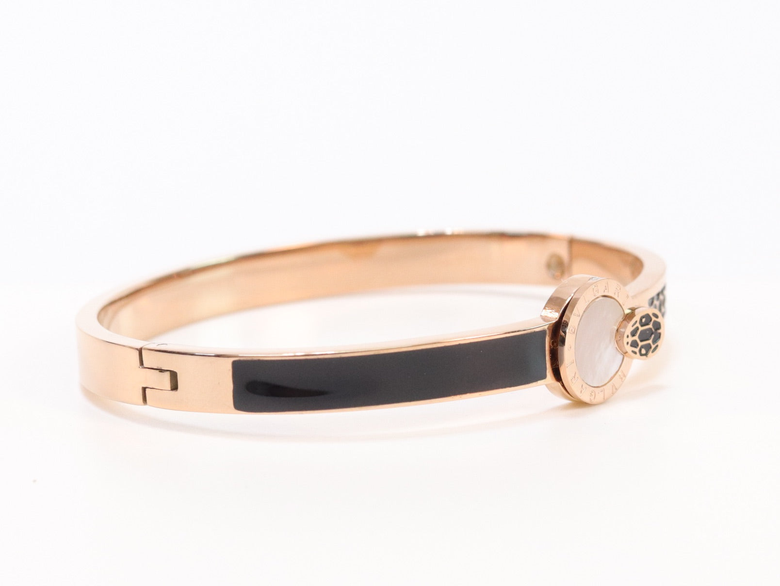 Half textured rose gold & black band