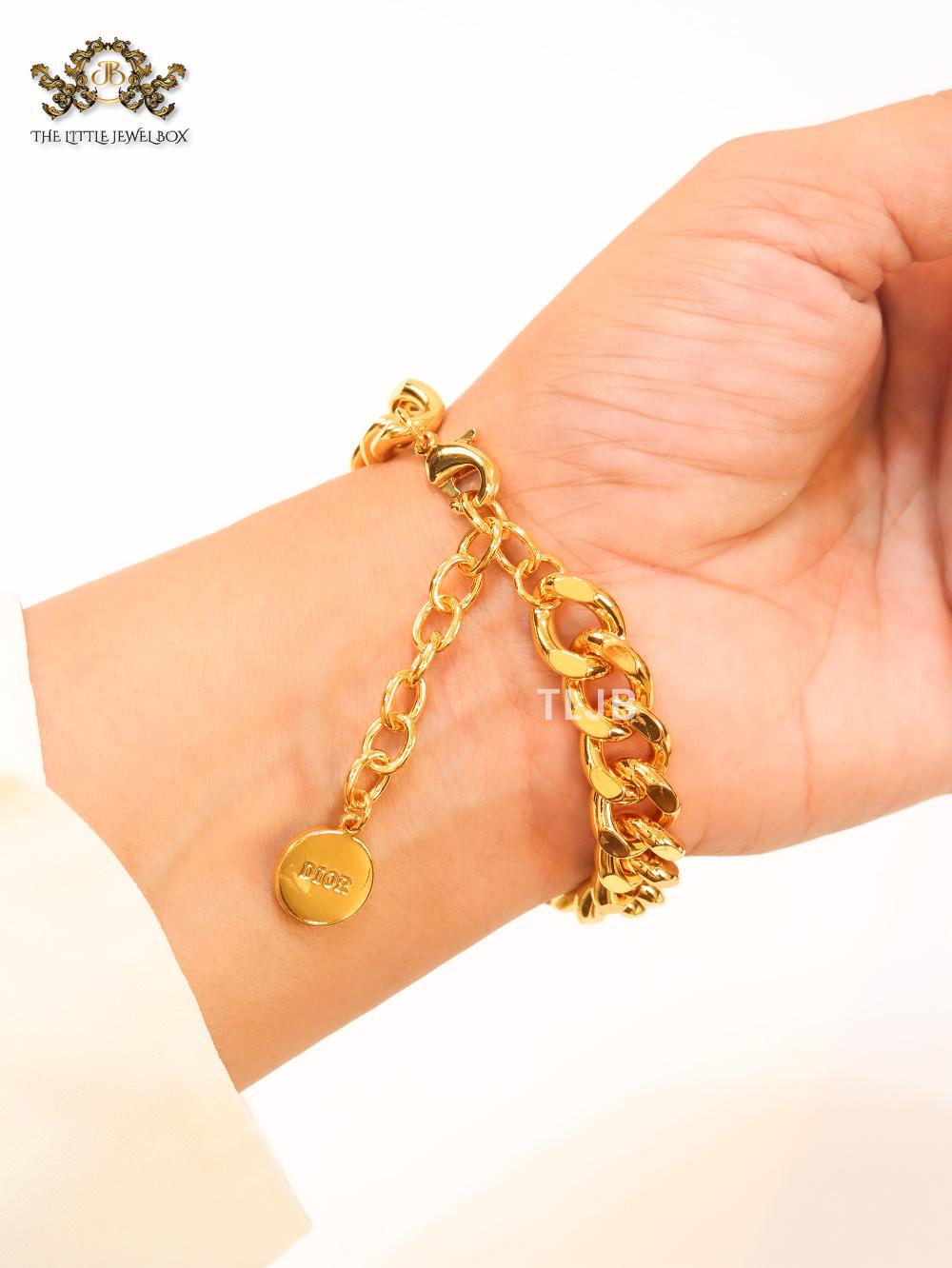 Alphabet CD gold link chain bracelet