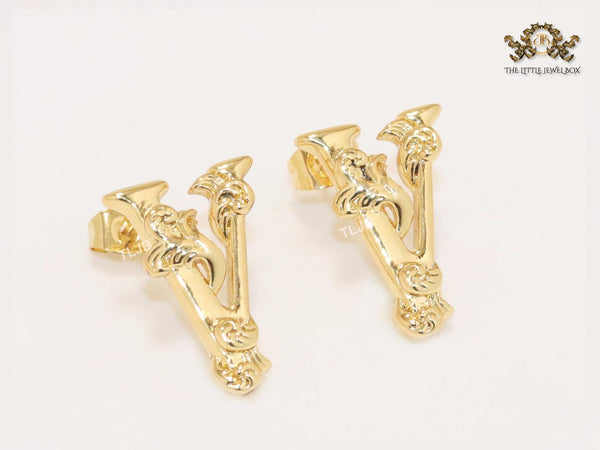 Alphabet V studs with floral details- small 20MM