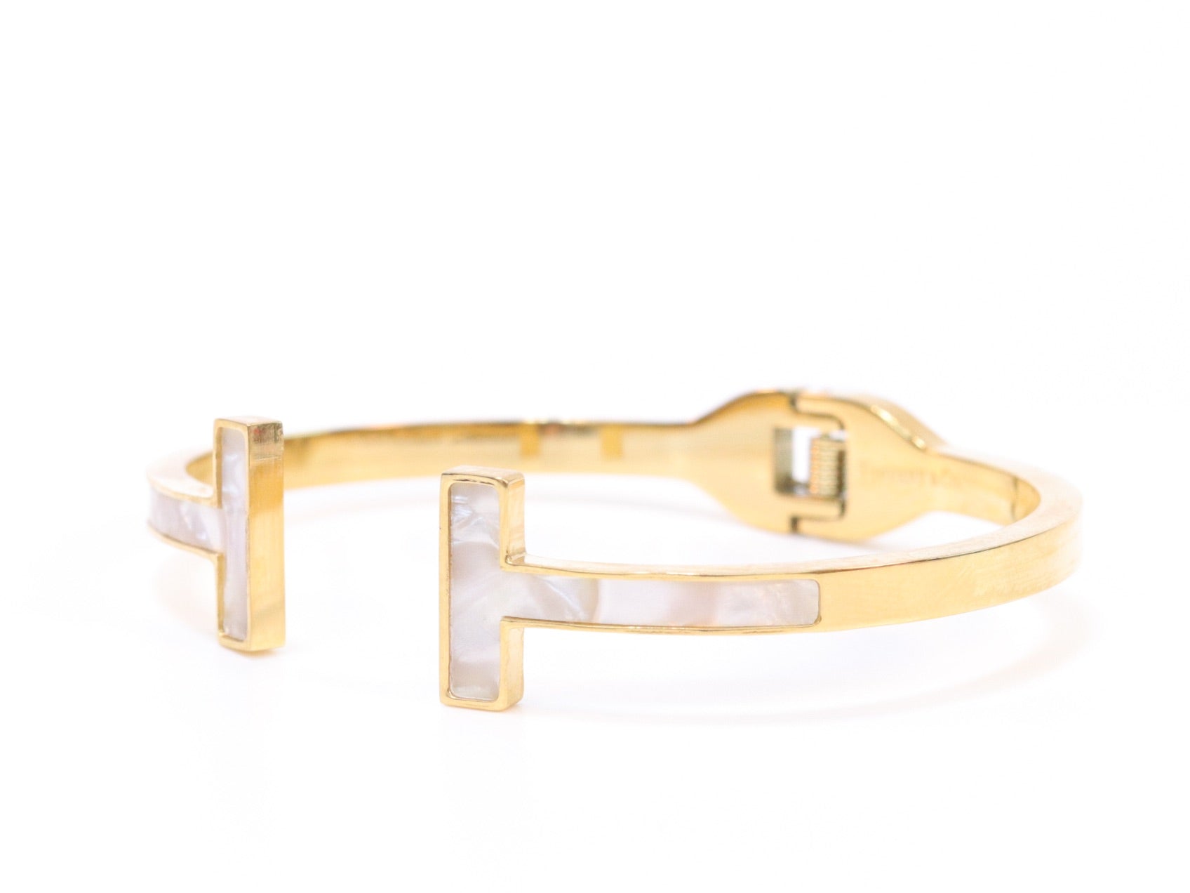 Classic gold and white band bracelet