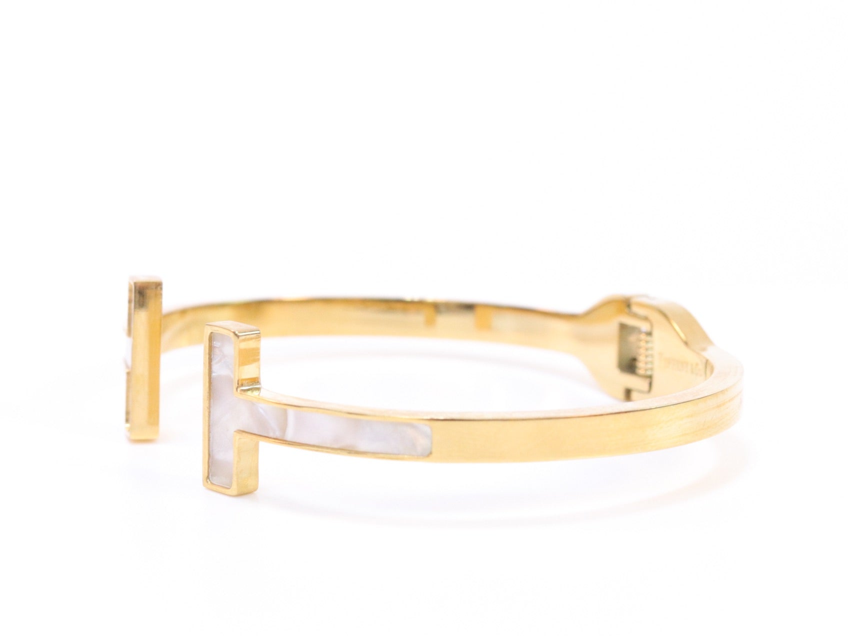 Classic gold and white band bracelet