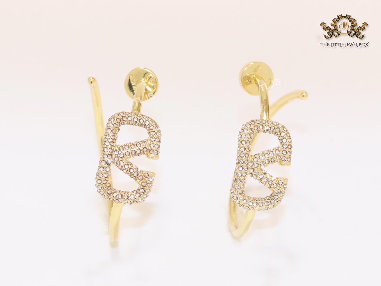 Alphabet V with cz sleek hoops